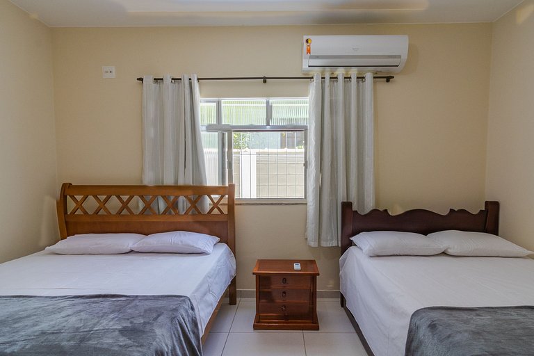 House with Pool and Barbecue at Praia Seca