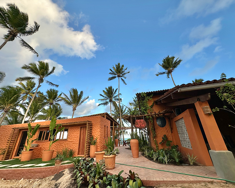 Vila Xié: Exclusive Beachfront Comfort in the Ecological Res
