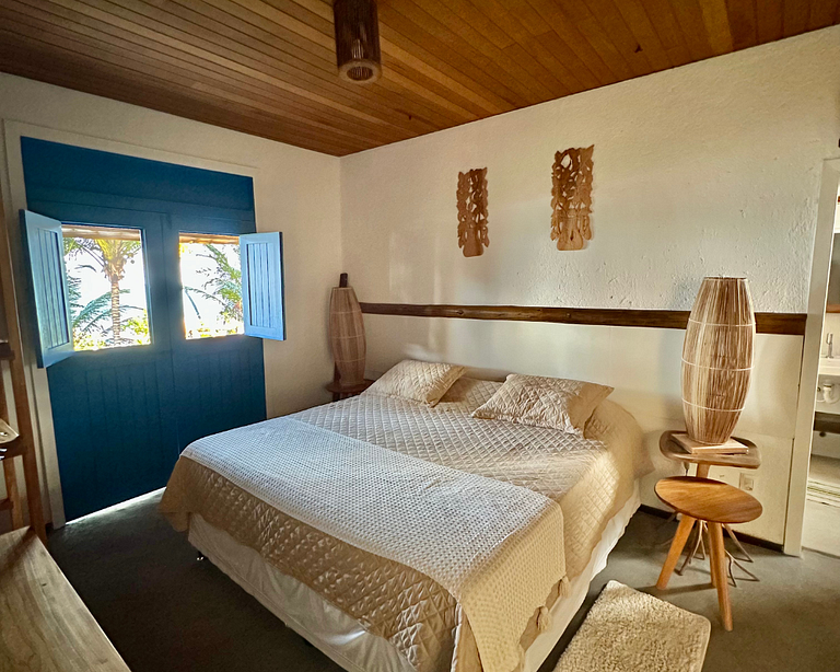 Vila Xié: Exclusive Beachfront Comfort in the Ecological Res