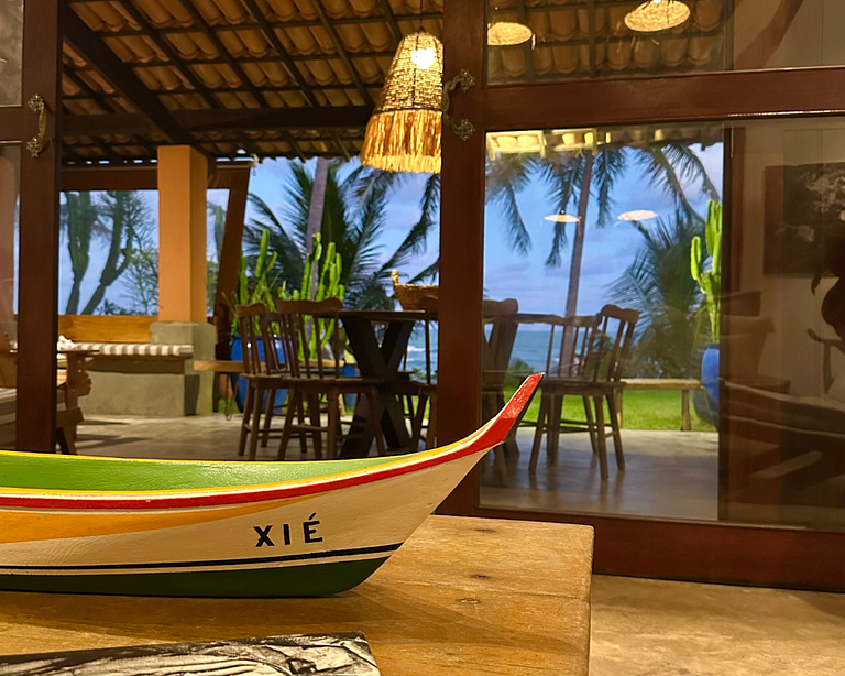 Vila Xié: Exclusive Beachfront Comfort in the Ecological Res