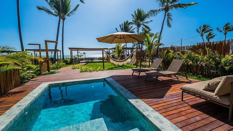 Luxury beachfront house at Praia do Marceneiro in Milagres