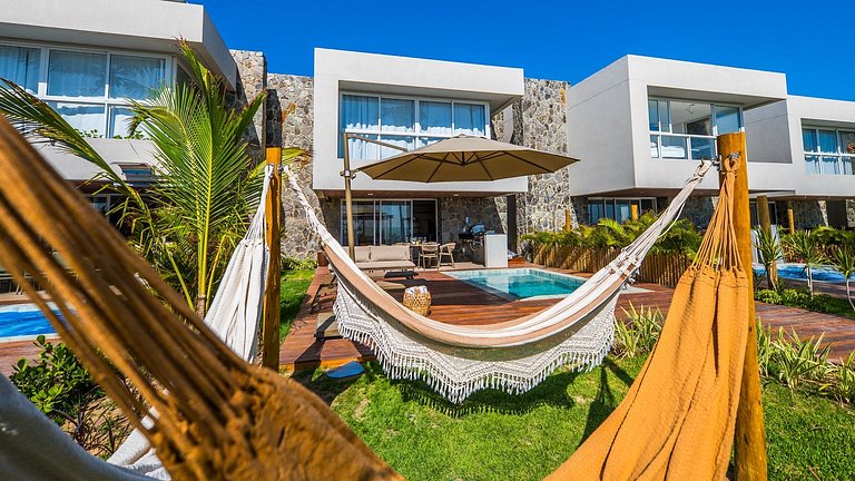 Luxury beachfront house at Praia do Marceneiro in Milagres