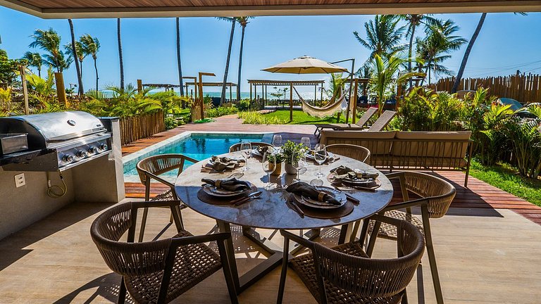 Luxury beachfront house at Praia do Marceneiro in Milagres