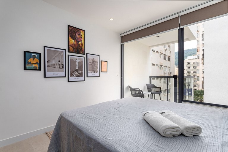 Cozy Apartment | Pool, Sauna & 350m from the Metro