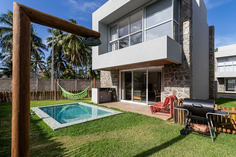 Casa de luxo no condomínio pé na areia na Praia Marceneiro