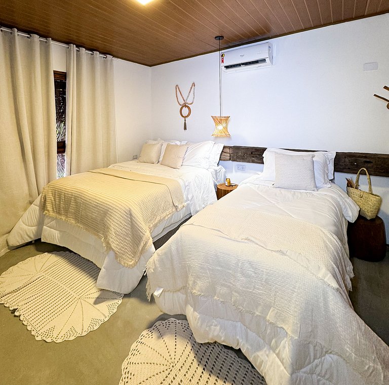 Casa pé-na-areia c/ piscina e serviço incluído Japaratinga