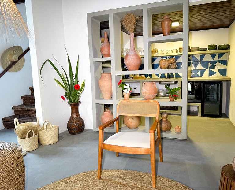 Beachfront House with Pool and Barbecue in Japaratinga