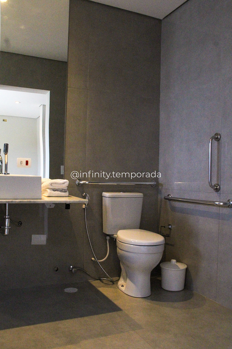 Igaratá Retreat Surrounded by Nature with Pool