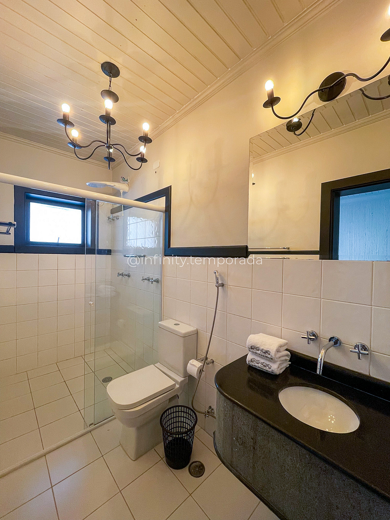 Igaratá Retreat Surrounded by Nature with Pool