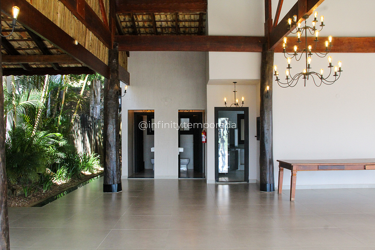 Igaratá Retreat Surrounded by Nature with Pool