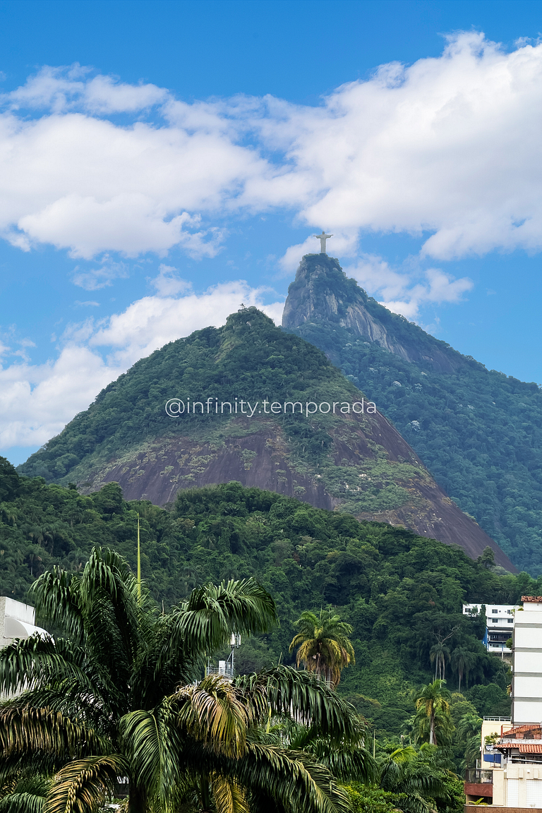 Apê with pool and gym: Metro 350m