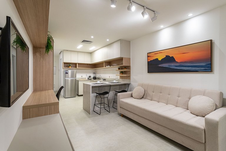 Apê with pool and gym: Metro 350m