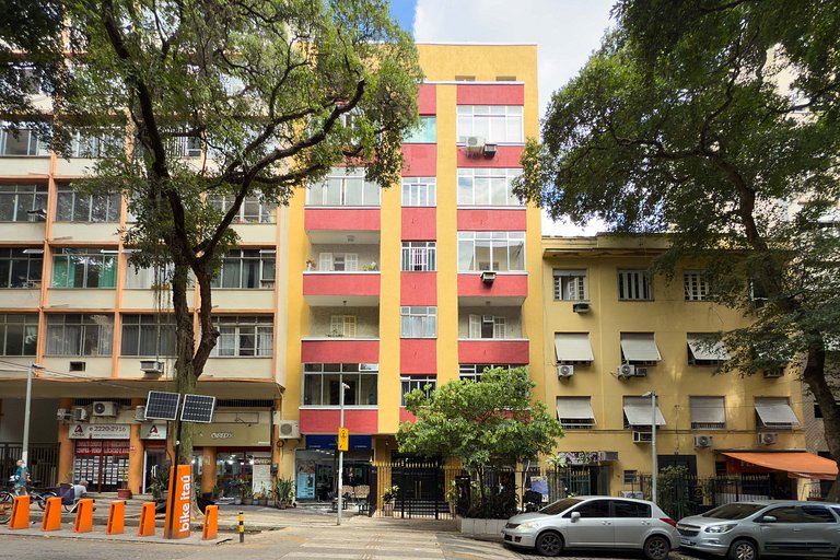 Apt completo ótima localização na Lapa