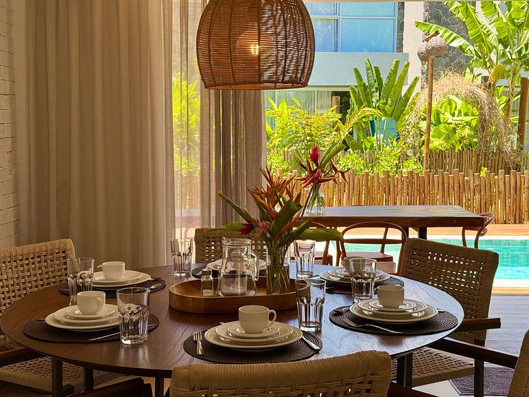 Casa de luxo no condomínio pé na areia na Praia Marceneiro