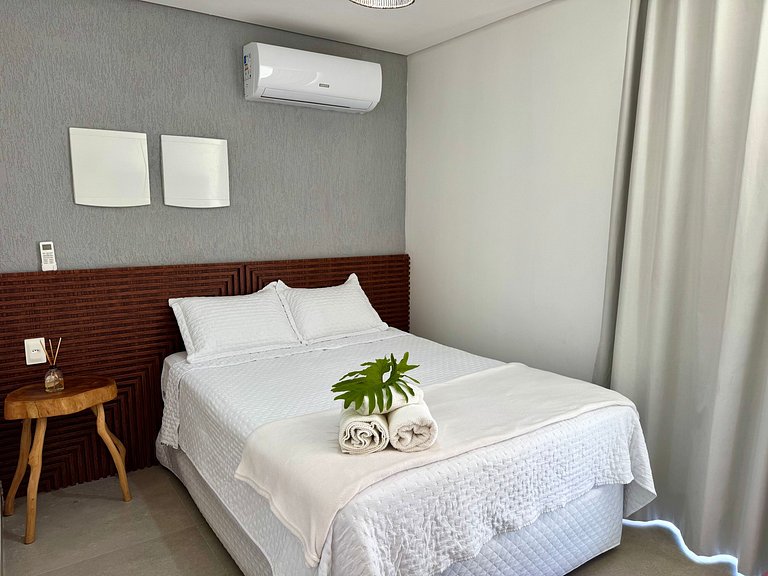 Casa de luxo no condomínio pé na areia na Praia Marceneiro