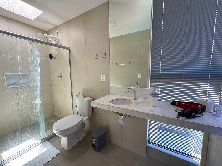 Casa de luxo no condomínio pé na areia na Praia Marceneiro