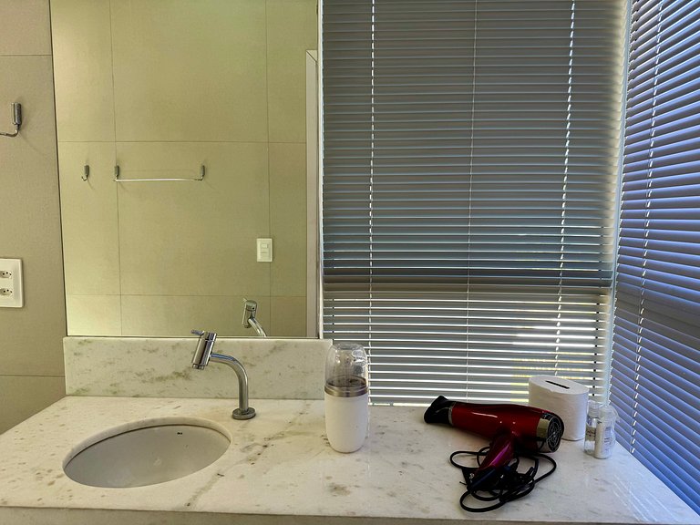 Casa de luxo no condomínio pé na areia na Praia Marceneiro