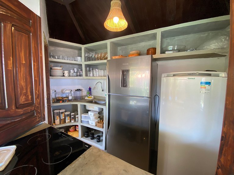 Beachfront House with Pool and Barbecue in Japaratinga