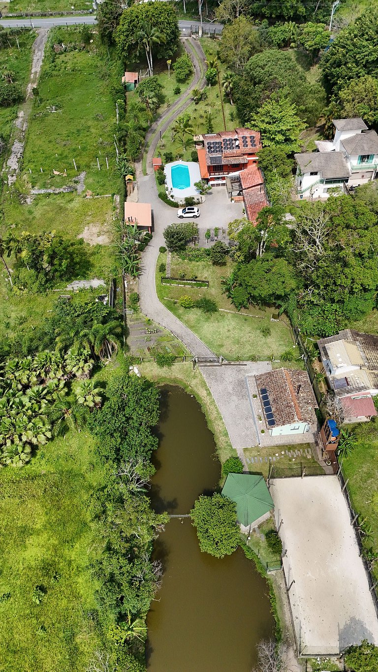 Casa com piscina em Floripa - 15 min Jurerê