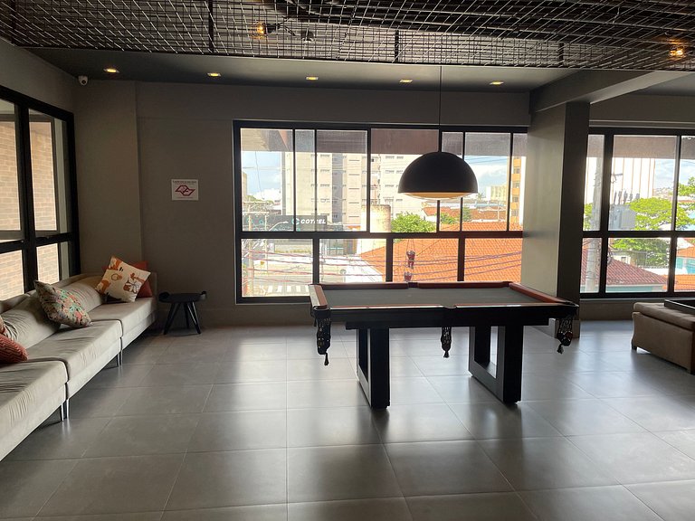 Fully equipped apt: A/C, pool & gym in Downtown