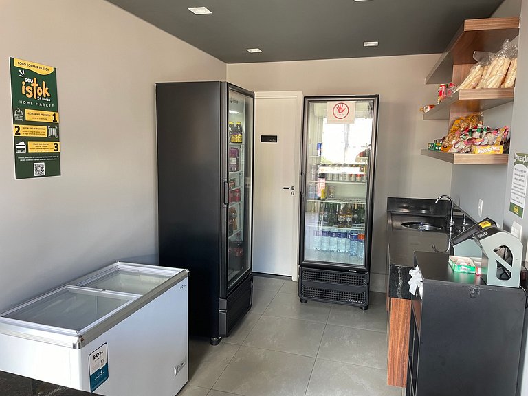 Fully equipped apt: A/C, pool & gym in Downtown