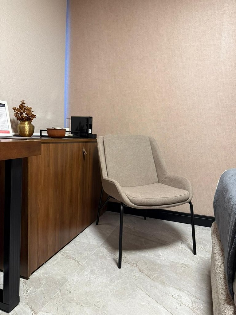 Air conditioning, pool, bed linens and towels