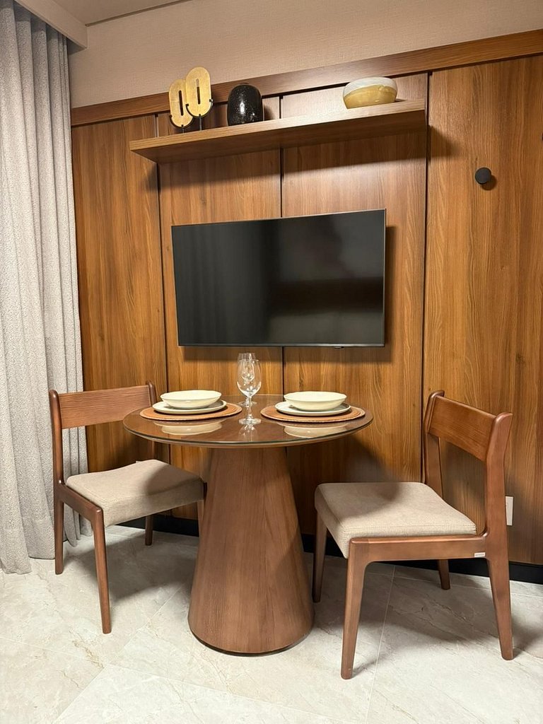 Ar condicionado, piscina, roupas de cama e muito mais