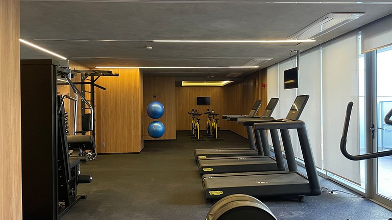 Ar condicionado, piscina, roupas de cama e muito mais