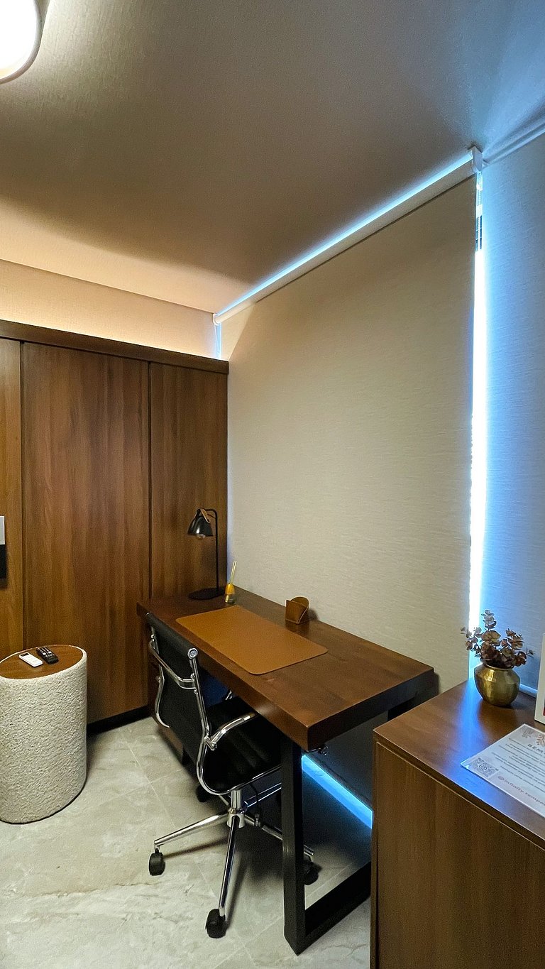 Air conditioning, pool, bed linens and towels