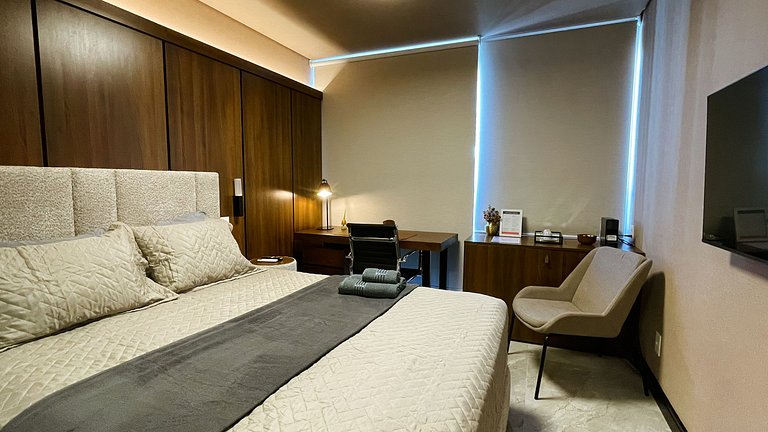 Air conditioning, pool, bed linens and towels