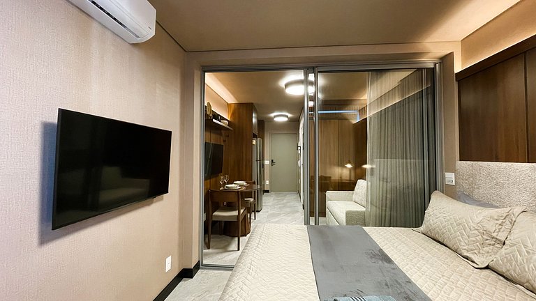 Ar condicionado, piscina, roupas de cama e muito mais