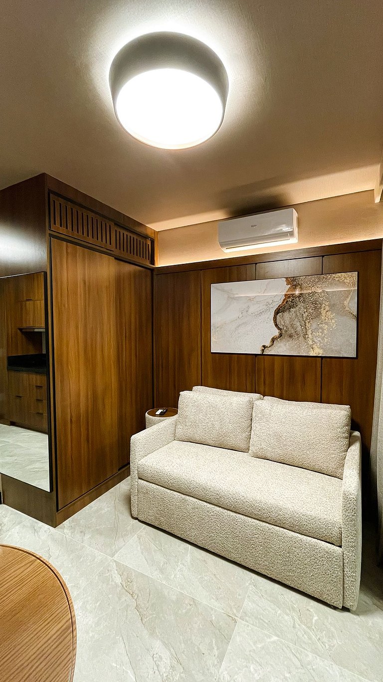 Air conditioning, pool, bed linens and towels