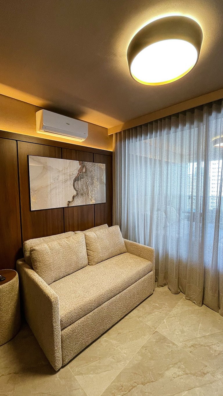 Air conditioning, pool, bed linens and towels