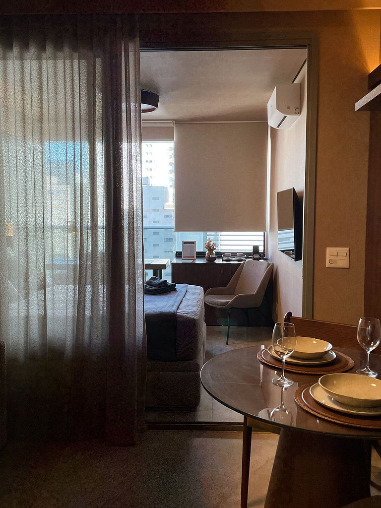 Air conditioning, pool, bed linens and towels