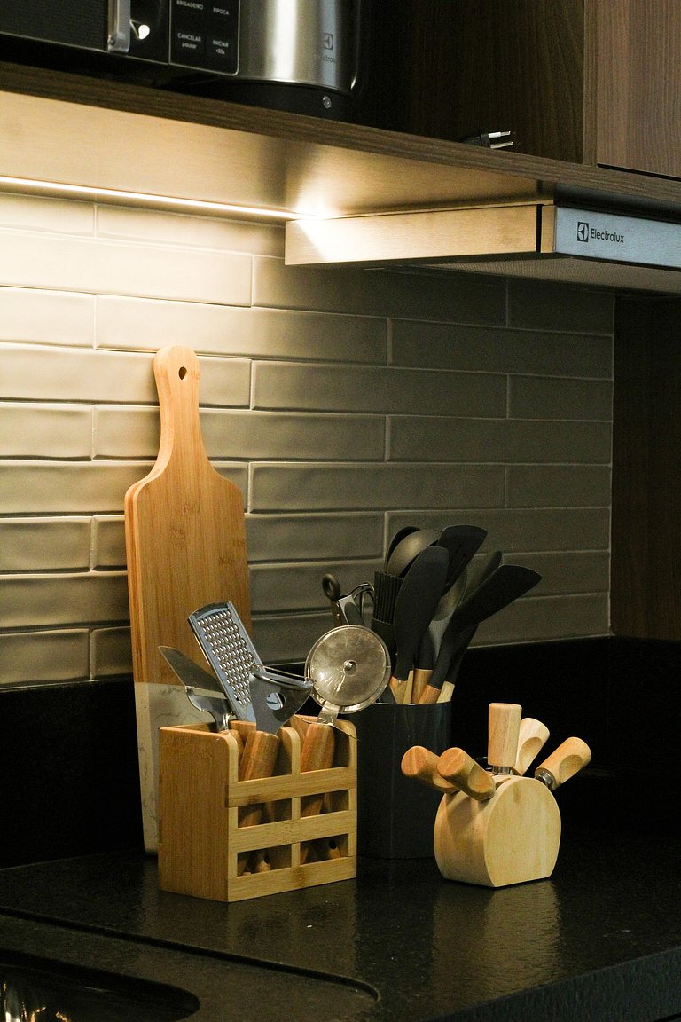 Air conditioning, pool, bed linens and towels