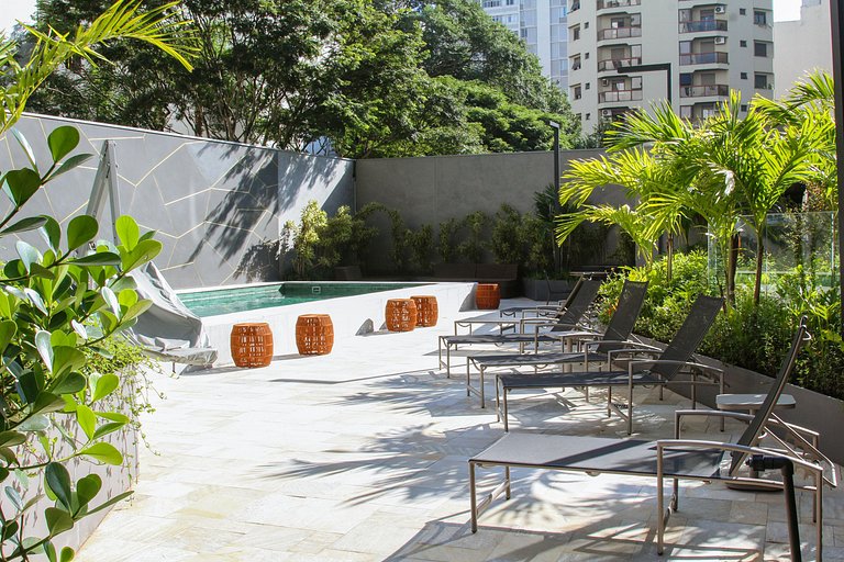 Ar condicionado, piscina, roupas de cama e muito mais