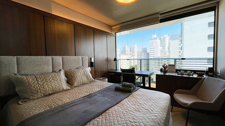 Air conditioning, pool, bed linens and towels