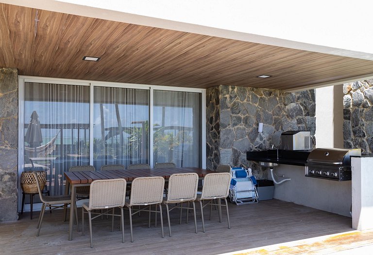 Luxury beachfront house at Praia do Marceneiro in Milagres