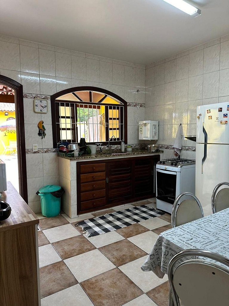 Casa com piscina e churrasqueira na Praia Seca Araruama