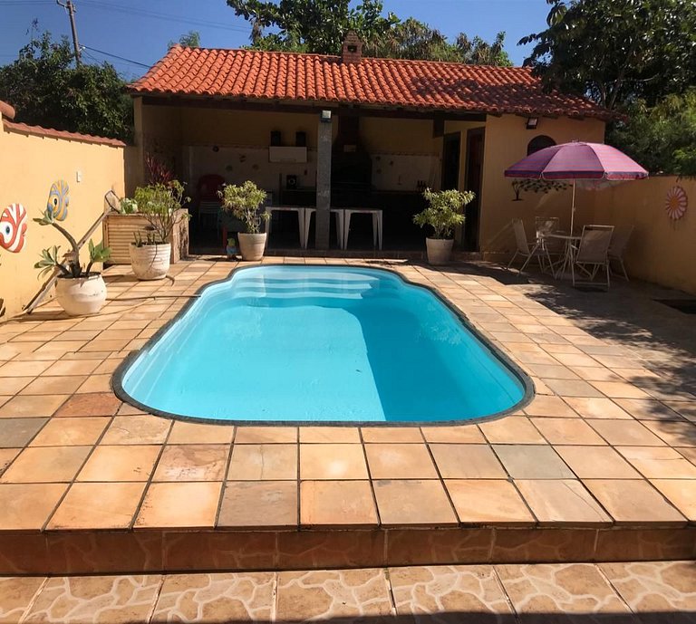 Casa com piscina e churrasqueira na Praia Seca Araruama