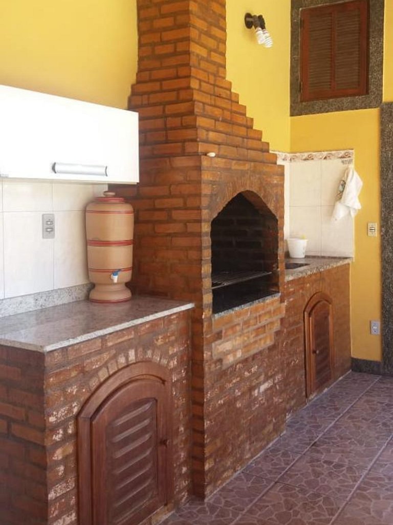 Casa com piscina e churrasqueira na Praia Seca Araruama