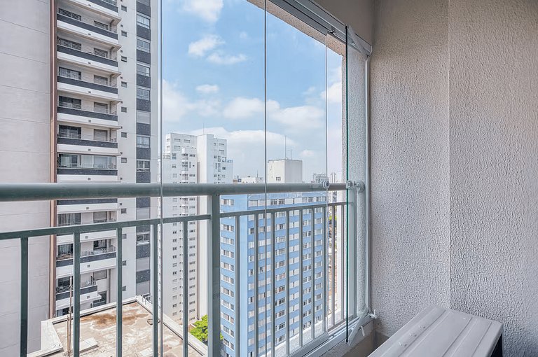 Ar condicionado, piscina, roupas de cama e muito mais SP