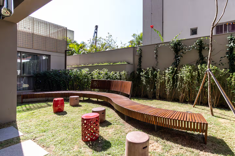 Ar condicionado, piscina, roupas de cama e muito mais SP