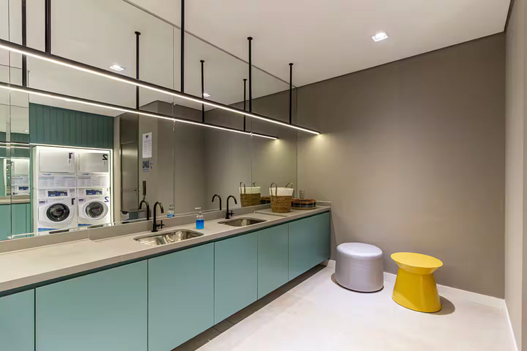 Apt in Paraíso for 4 – Pool, Gym & Wi-Fi