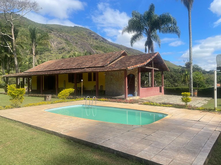 Aconchegante SÍTIO com piscina em Bom Jardim