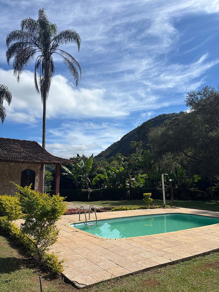 Aconchegante SÍTIO com piscina em Bom Jardim