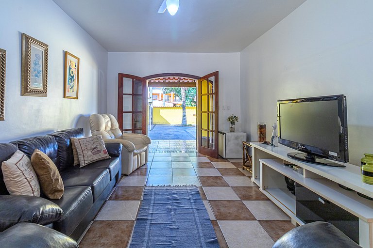 House in Araruama, Praia Seca – With Pool