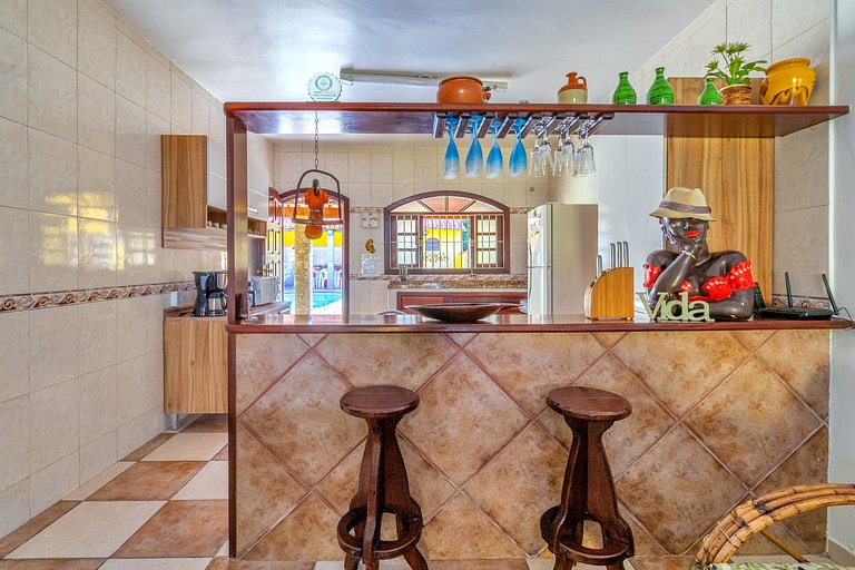 Casa com piscina e churrasqueira na Praia Seca Araruama