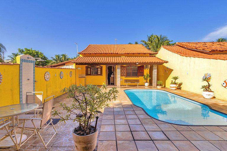 Casa com piscina e churrasqueira na Praia Seca Araruama