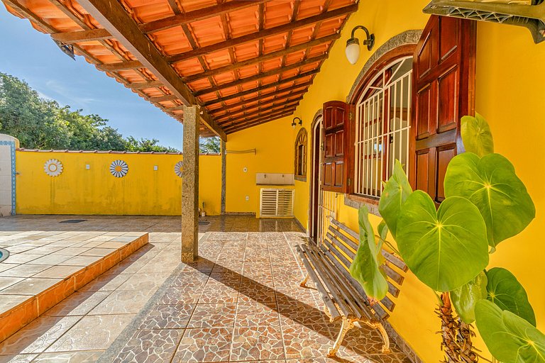 Casa com piscina e churrasqueira na Praia Seca Araruama